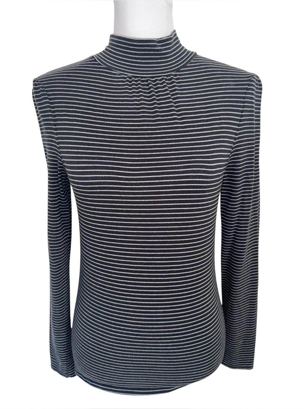 VTG Betty Blue Medium Striped Mock Neck Keyhole Back Gray Long‎ Sleeve Top